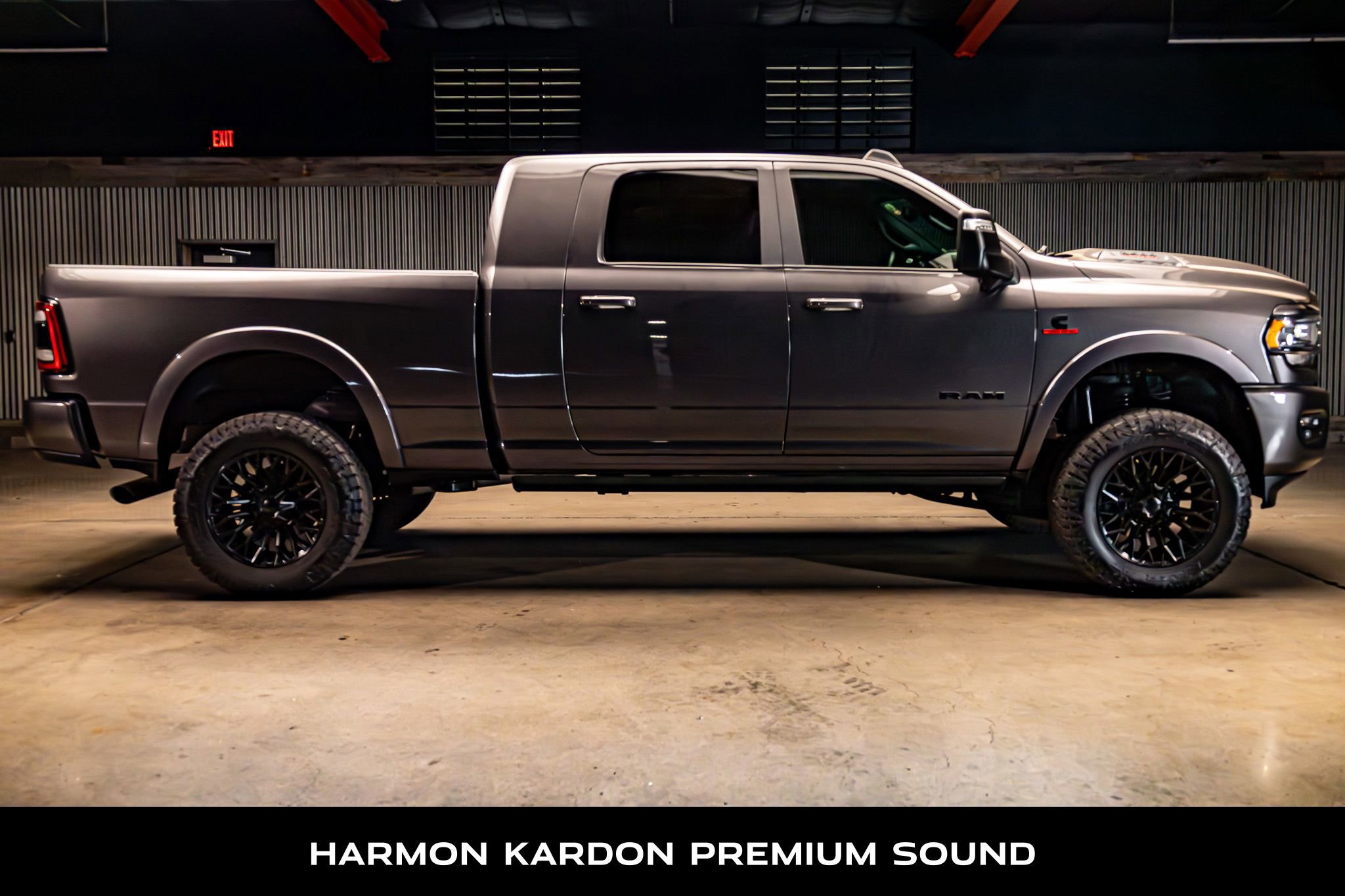 Used 2024 RAM 2500 Limited AWD/4WD image 10