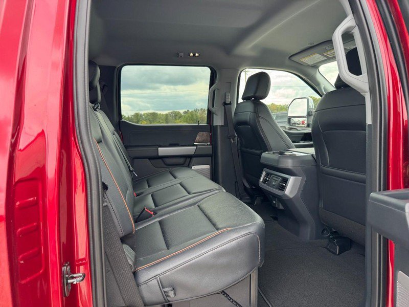 New 2027 Ford F250 Lariat w/ Lariat Premium Package AWD/4WD image 5