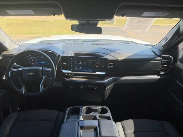Used 2023 Chevrolet Silverado 1500 LT w/ Protection Package AWD/4WD image 8