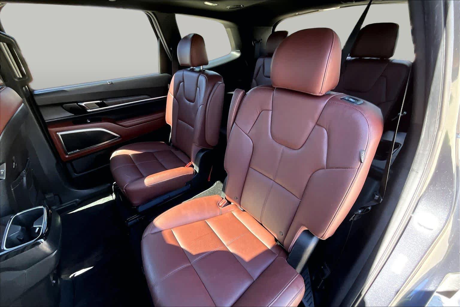 Used 2024 Kia Telluride SX FWD image 18