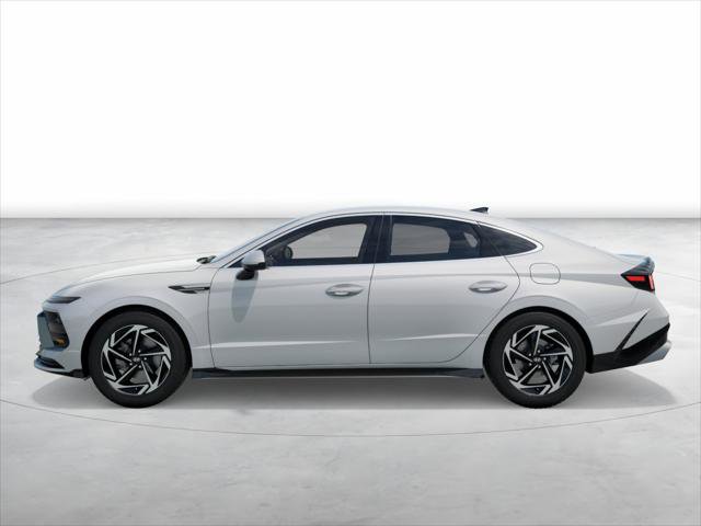 New 2026 Hyundai Sonata SEL FWD image 3