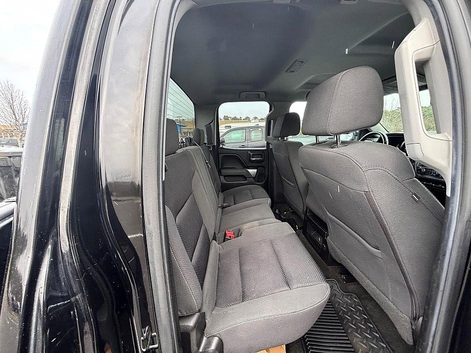 Used 2018 Chevrolet Silverado 1500 LT w/ All Star Edition image 16