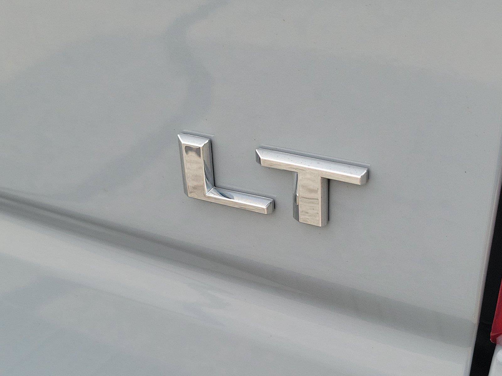 Used 2024 Chevrolet Silverado 1500 LT AWD/4WD image 8