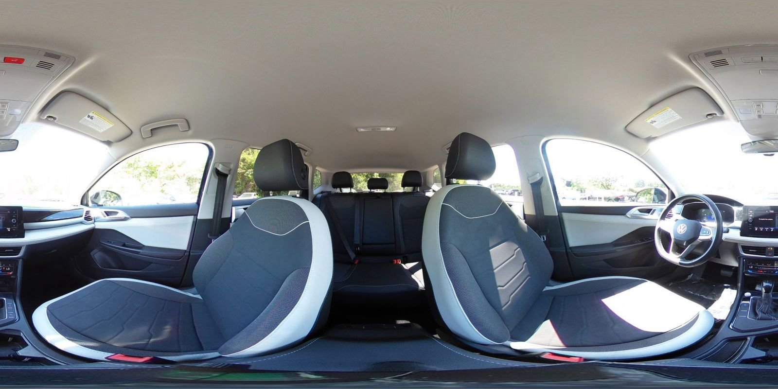 Used 2025 Volkswagen Taos SE FWD image 42