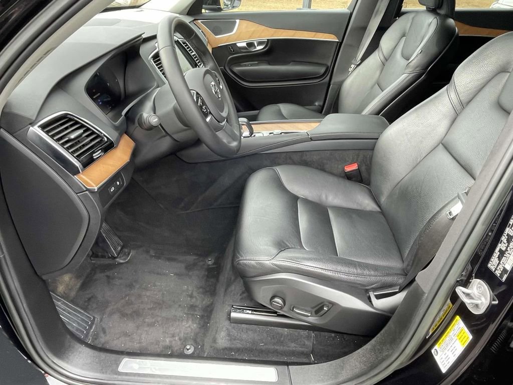 Used 2023 Volvo XC90 T8 Plus image 16
