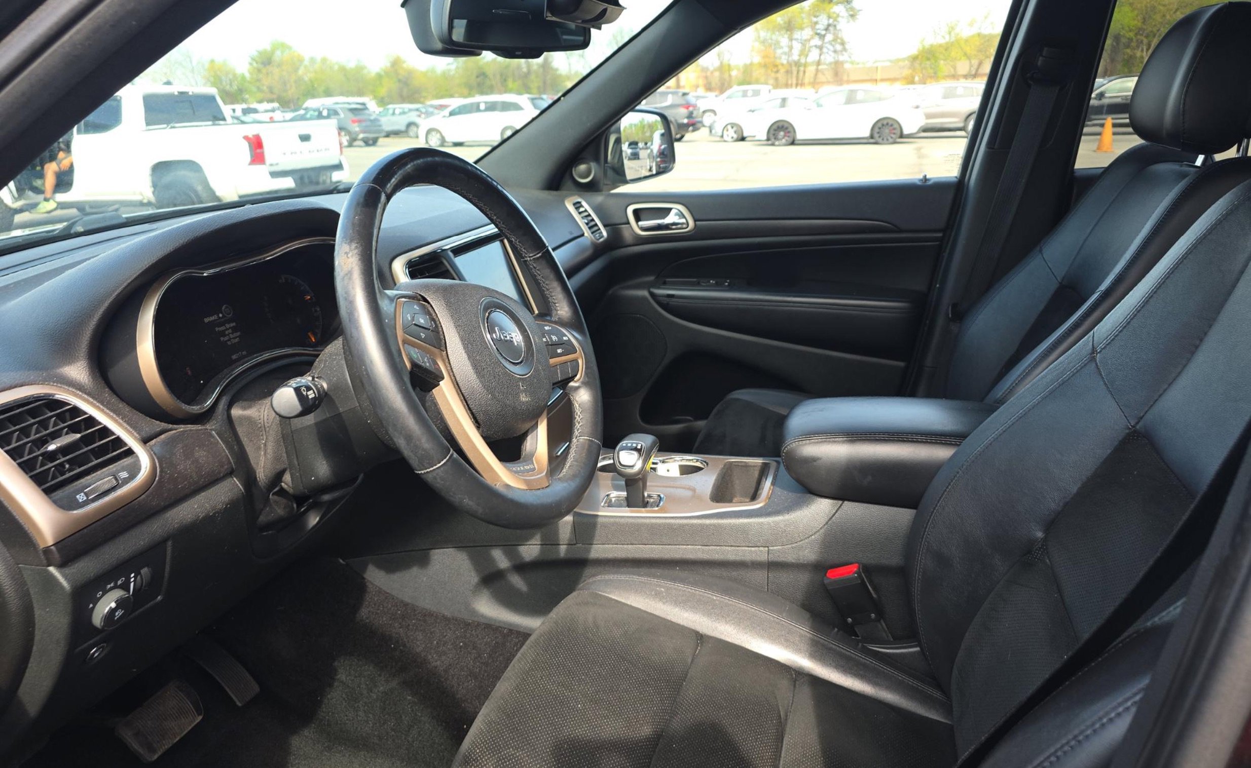 Used 2014 Jeep Grand Cherokee Altitude AWD/4WD image 6