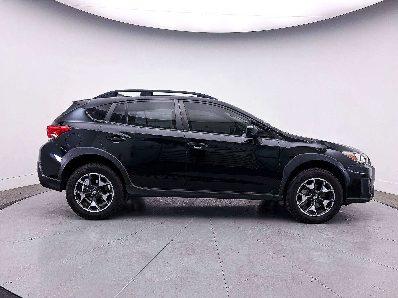 Used 2020 Subaru Crosstrek 2.0i Premium w/ Moonroof Package 2 AWD/4WD image 32