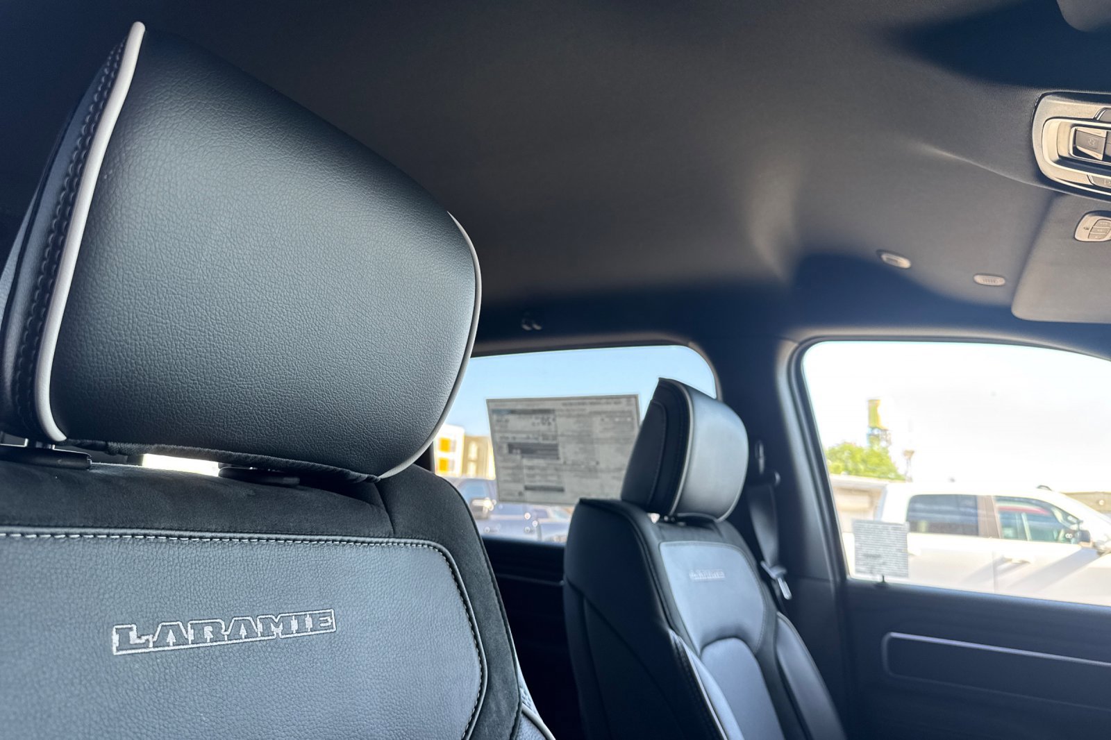New 2026 RAM 1500 Laramie AWD/4WD image 15