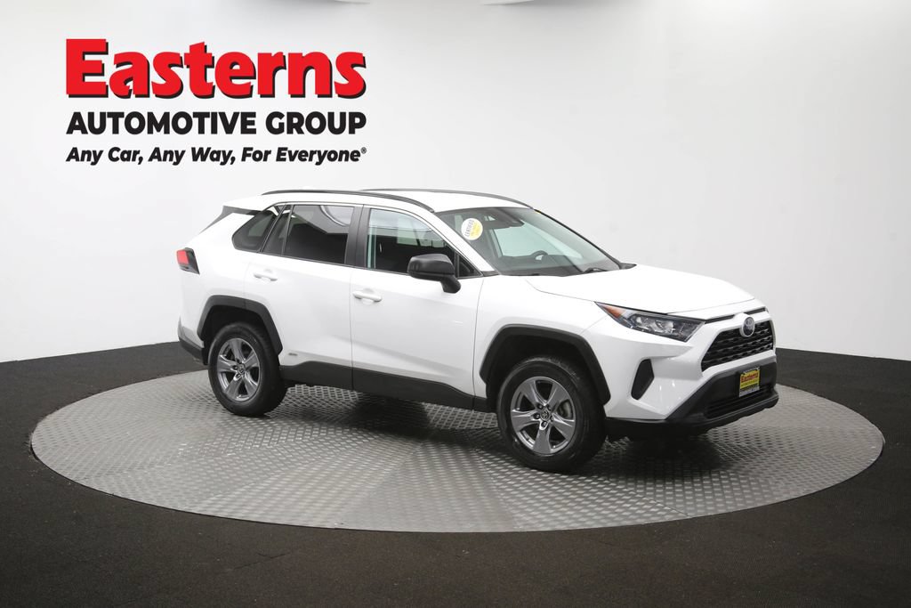 Used 2022 Toyota RAV4 LE AWD/4WD image 49