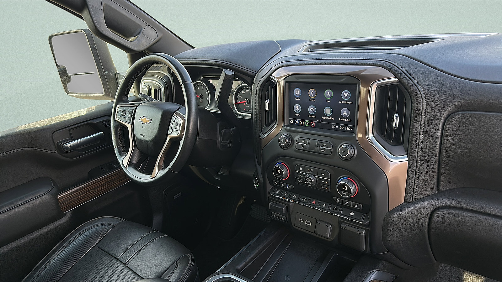 Used 2021 Chevrolet Silverado 3500 High Country AWD/4WD image 27