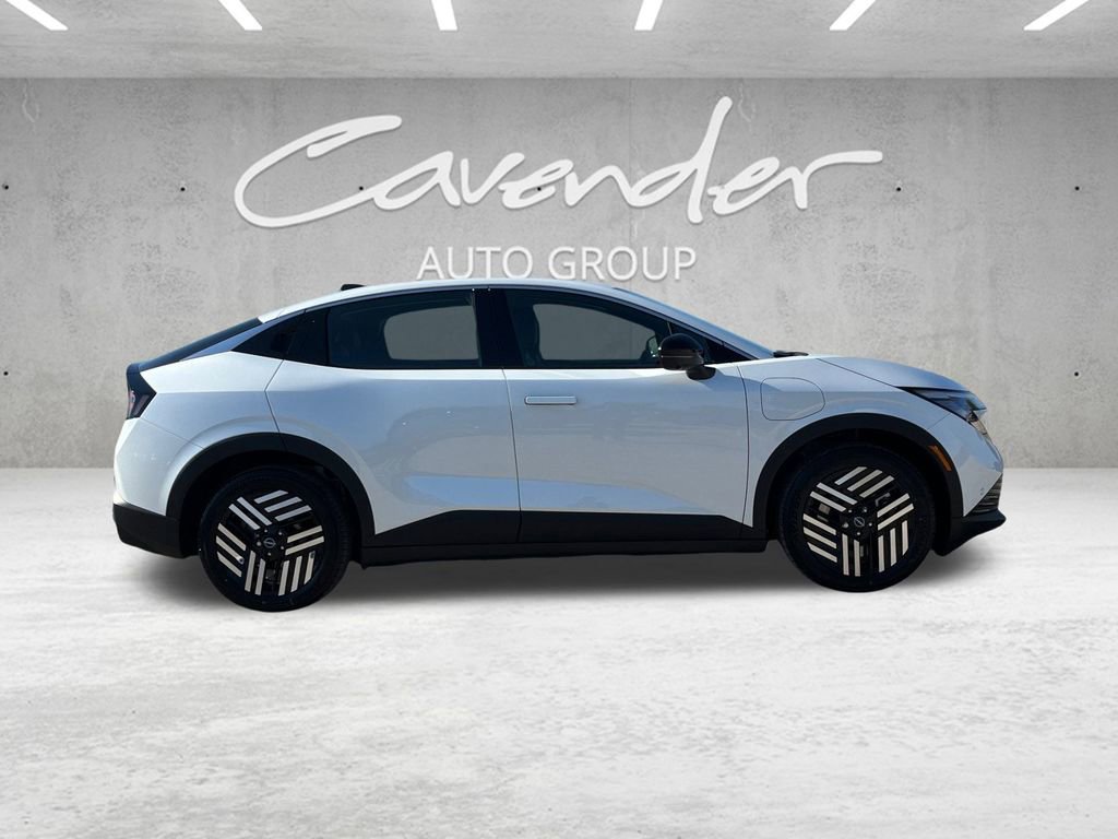 New 2026 Nissan Leaf SV+ w/ Floor Mat Package (SV+) image 17