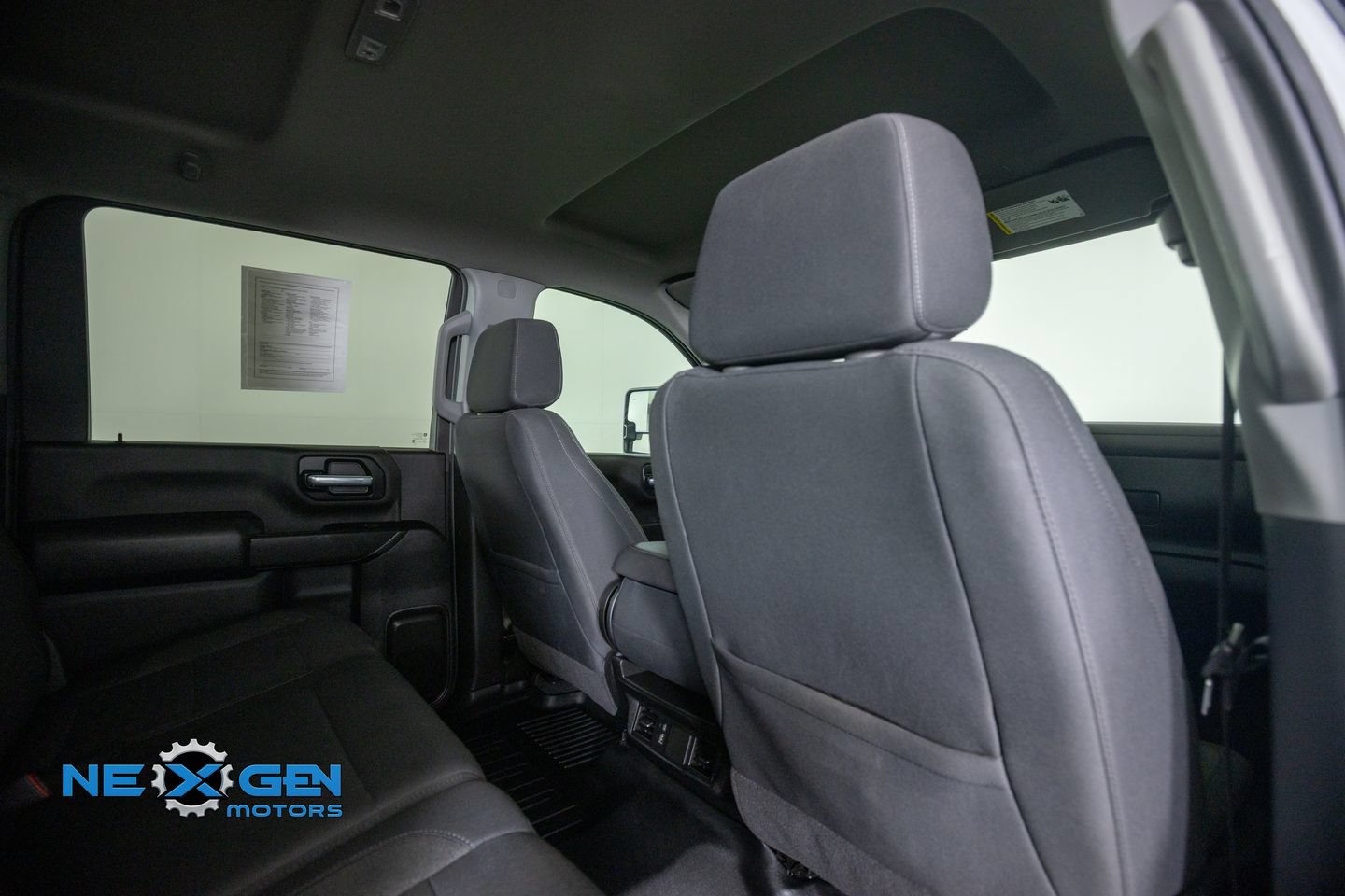 Used 2025 Chevrolet Silverado 2500 Custom w/ Custom Value Package AWD/4WD image 38