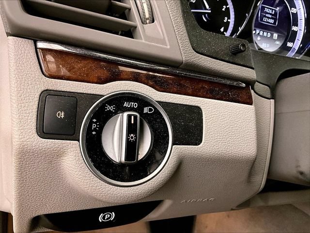 Used 2012 Mercedes-Benz E 350 Cabriolet image 30