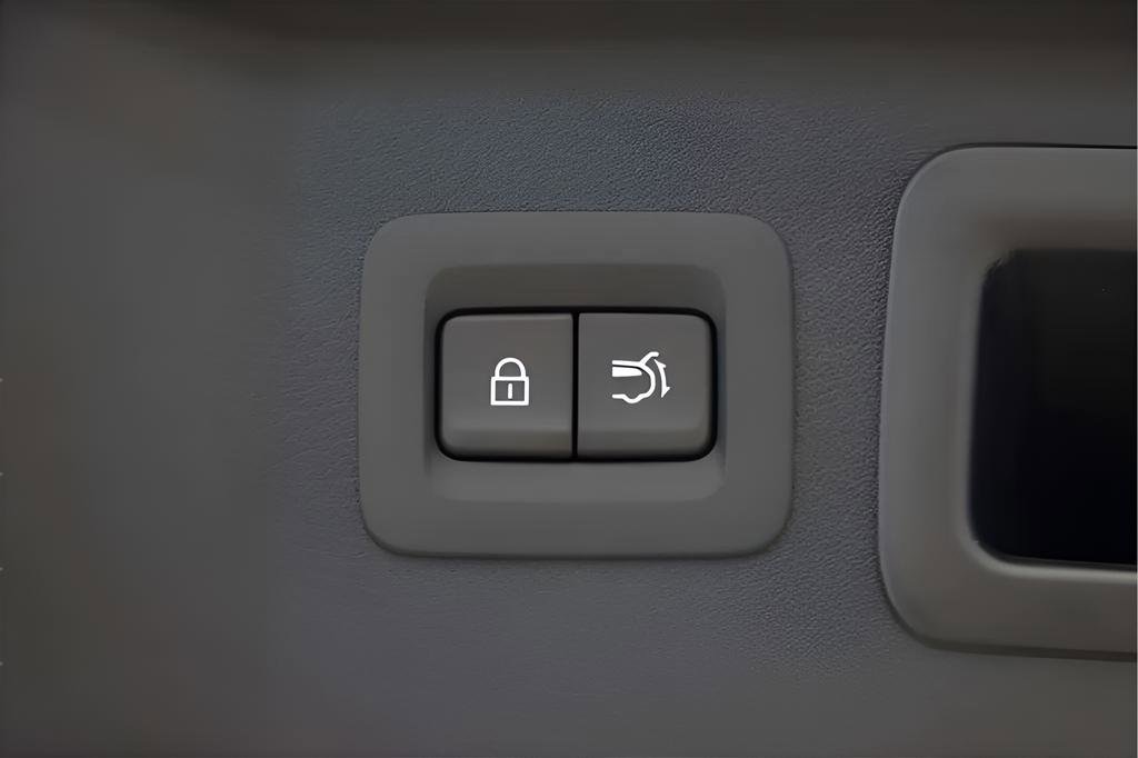 New 2025 MAZDA CX-70 Plug-In Hybrid w/ Premium Pkg AWD/4WD image 43