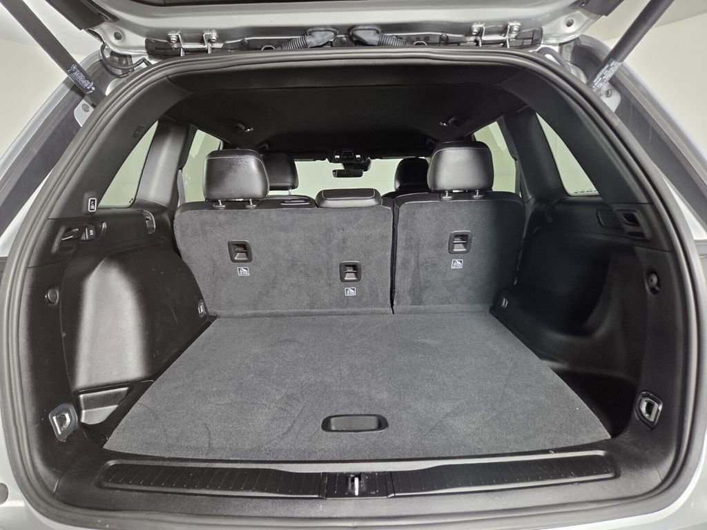 Certified 2025 Jeep Grand Cherokee Altitude image 26