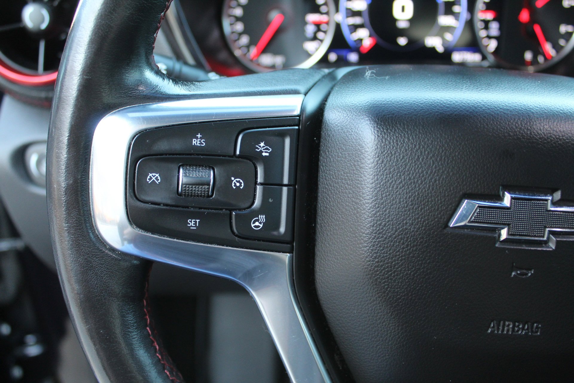 Used 2020 Chevrolet Blazer RS FWD image 39