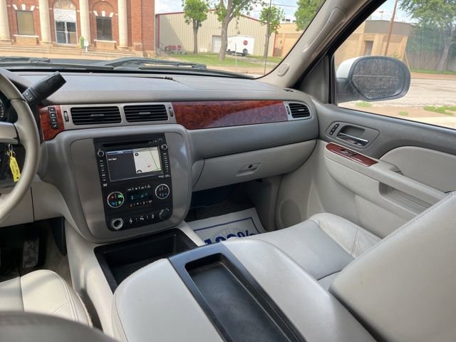 Used 2013 GMC Sierra 2500 SLT w/ Entertainment Package AWD/4WD image 21