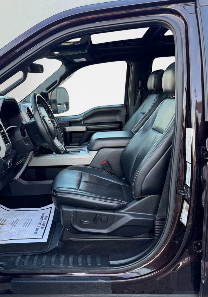 Used 2019 Ford F150 Lariat w/ Equipment Group 502A Luxury AWD/4WD image 13