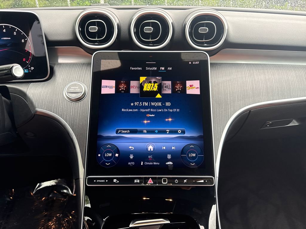 Used 2025 Mercedes-Benz C 300 Sedan image 18