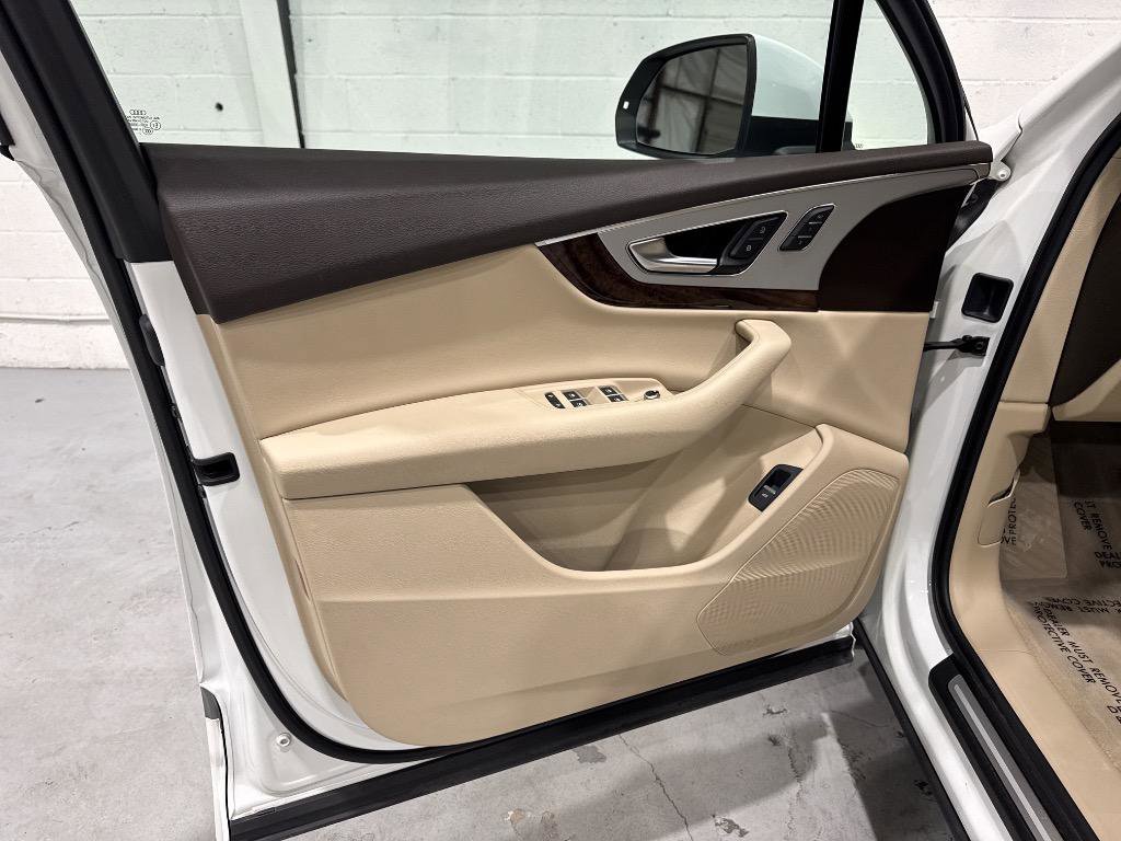 Used 2018 Audi Q7 2.0T Premium image 27