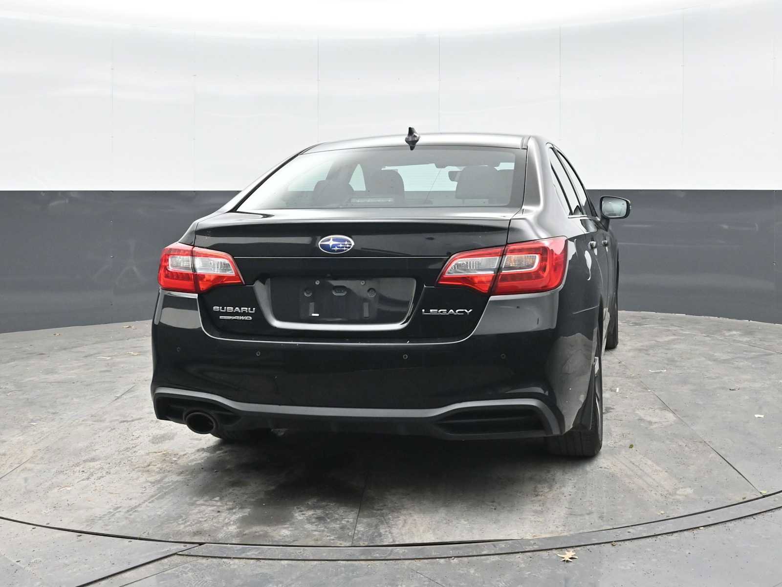 Used 2018 Subaru Legacy 2.5i Limited AWD/4WD image 8