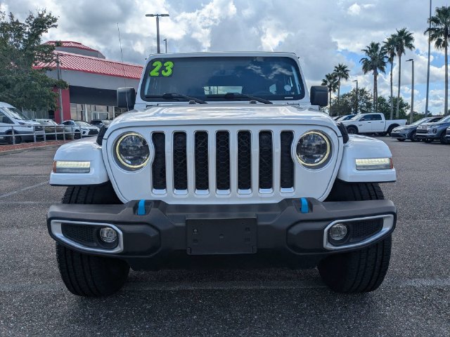 Used 2023 Jeep Wrangler Unlimited Sahara AWD/4WD image 9