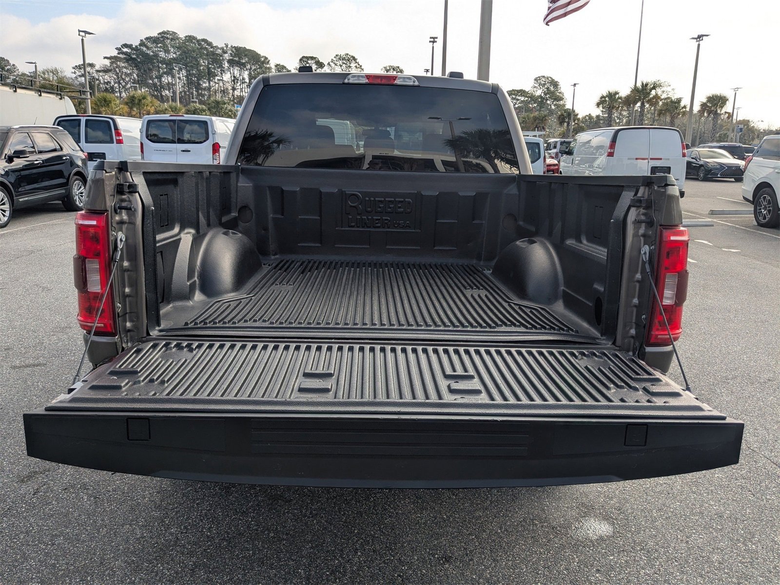 Used 2023 Ford F150 XLT image 13