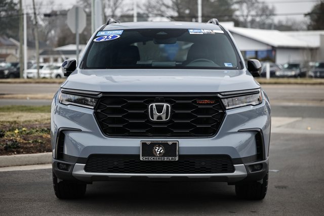 Certified 2025 Honda Pilot TrailSport image 15