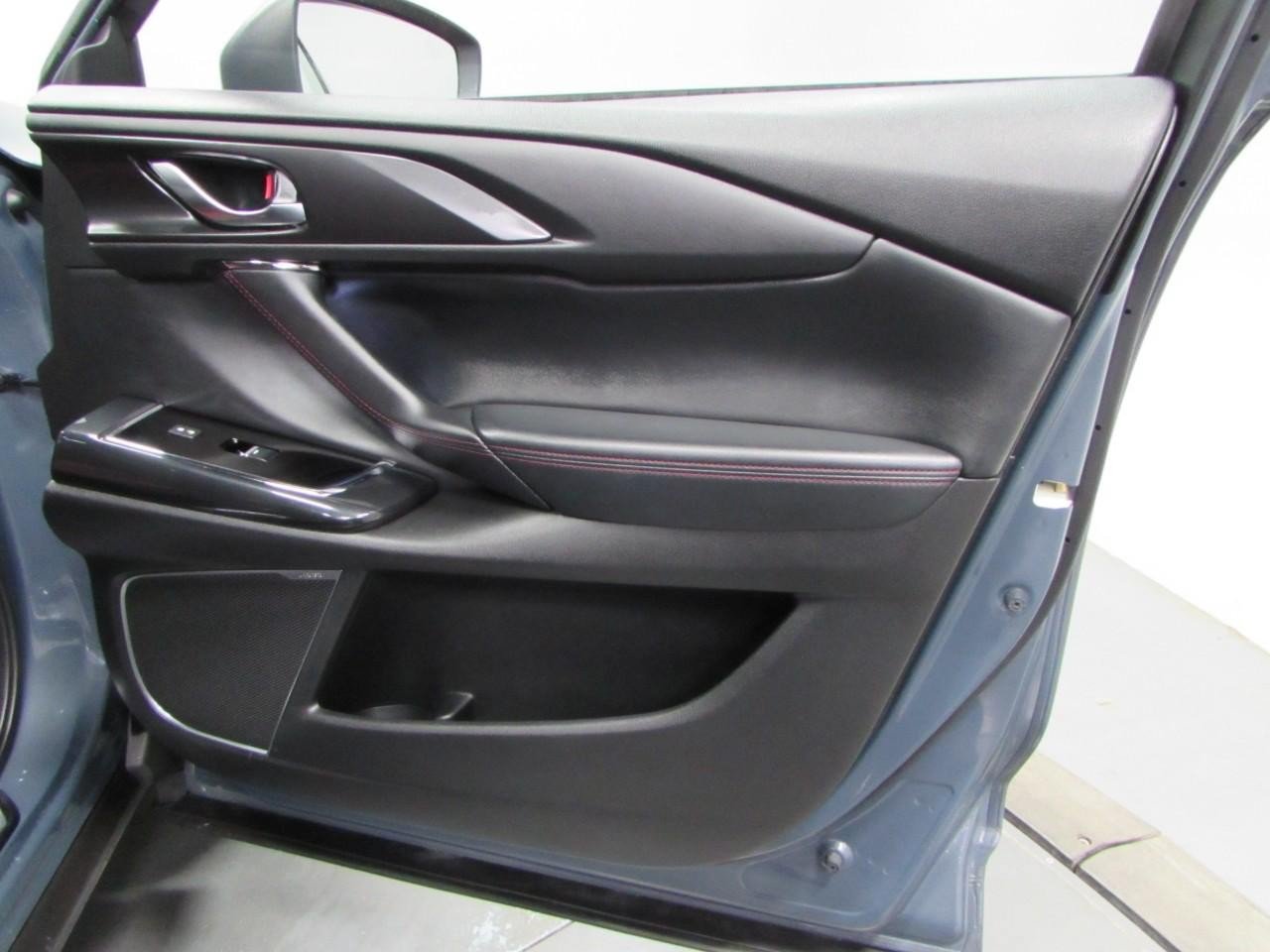 Used 2021 MAZDA CX-9 Carbon Edition FWD image 17
