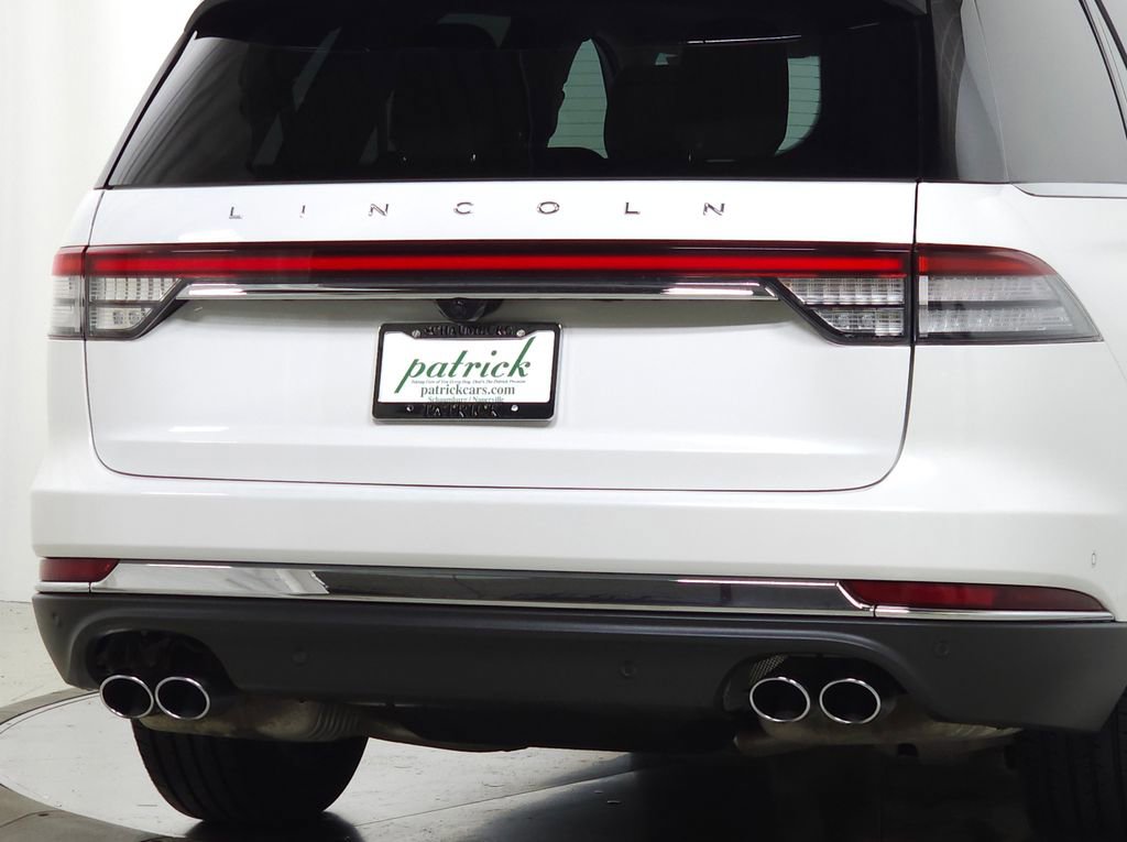 Used 2020 Lincoln Aviator Reserve w/ Equipment Group 201A AWD/4WD image 13