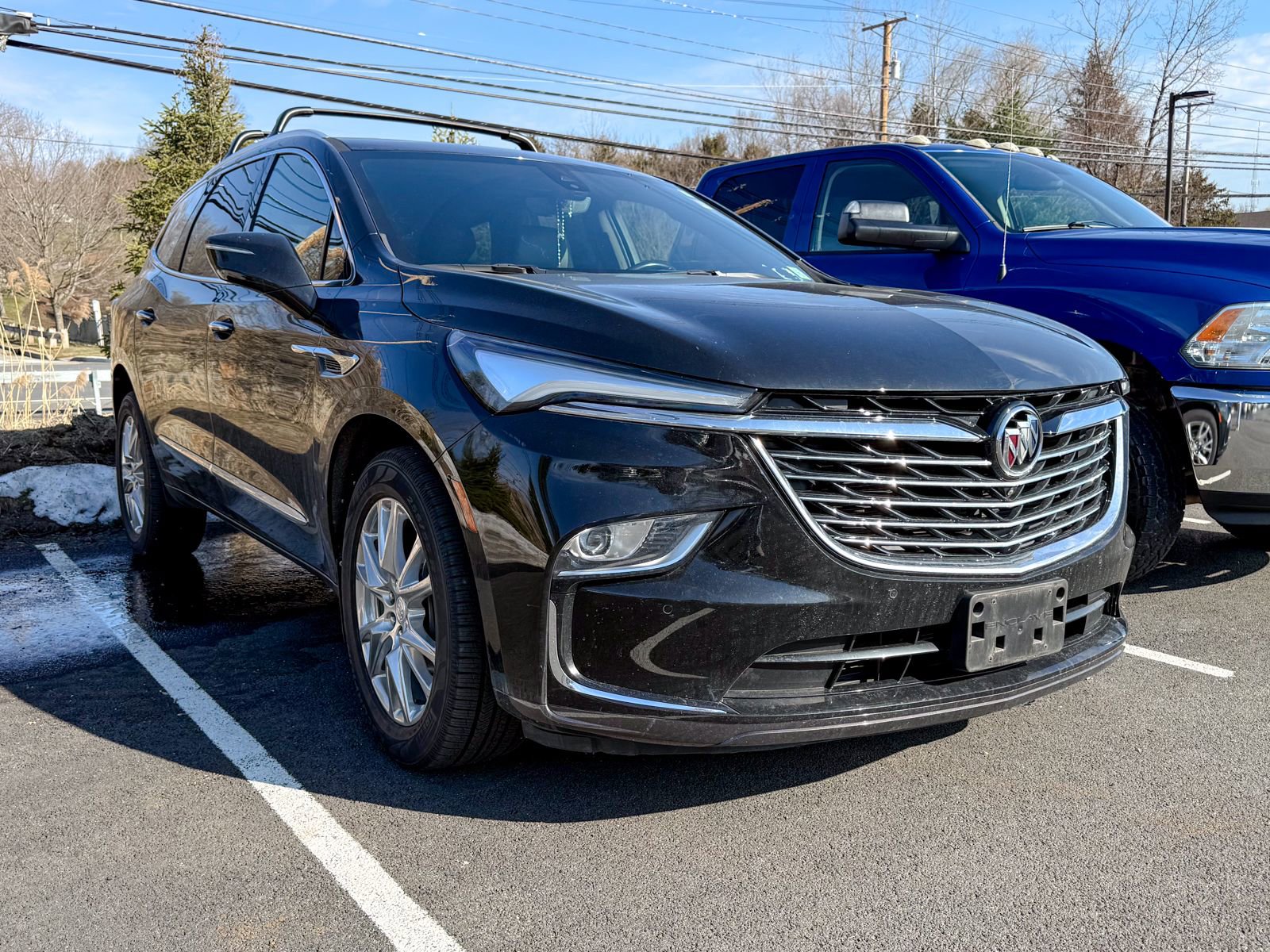 Used 2022 Buick Enclave Premium w/ Experience Buick Package image 1