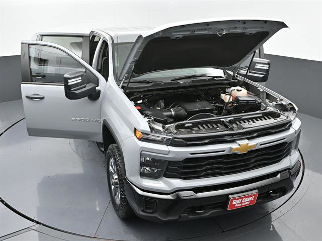 Used 2025 Chevrolet Silverado 2500 Custom w/ Custom Value Package AWD/4WD image 45