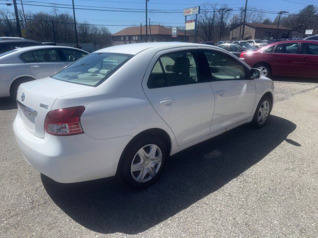 Used 2010 Toyota Yaris Sedan image 5