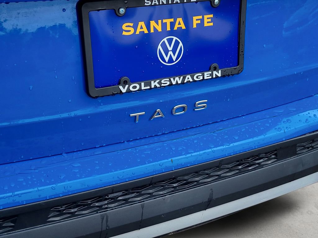 Used 2023 Volkswagen Taos SE FWD image 28