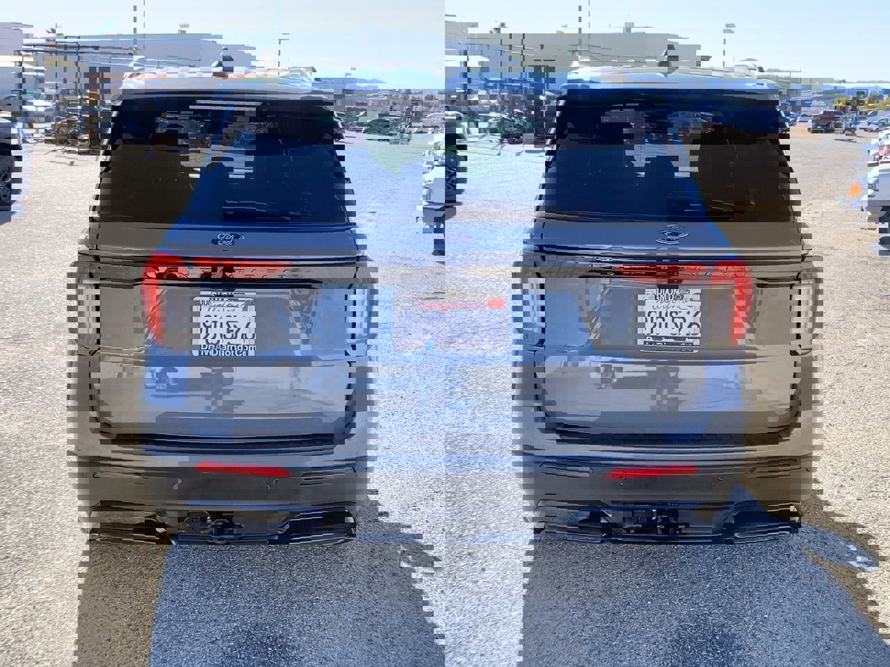 Used 2025 Ford Explorer ST-Line w/ Premium Package image 7