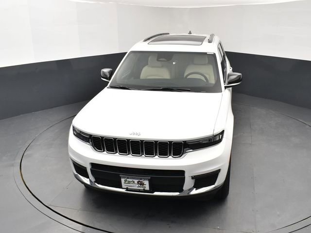 New 2025 Jeep Grand Cherokee L Limited w/ Trailer Tow Package image 14