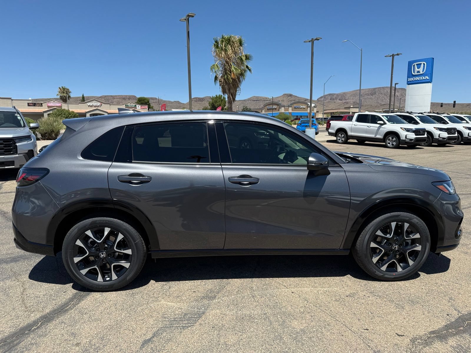 New 2027 Honda HR-V EX-L image 4