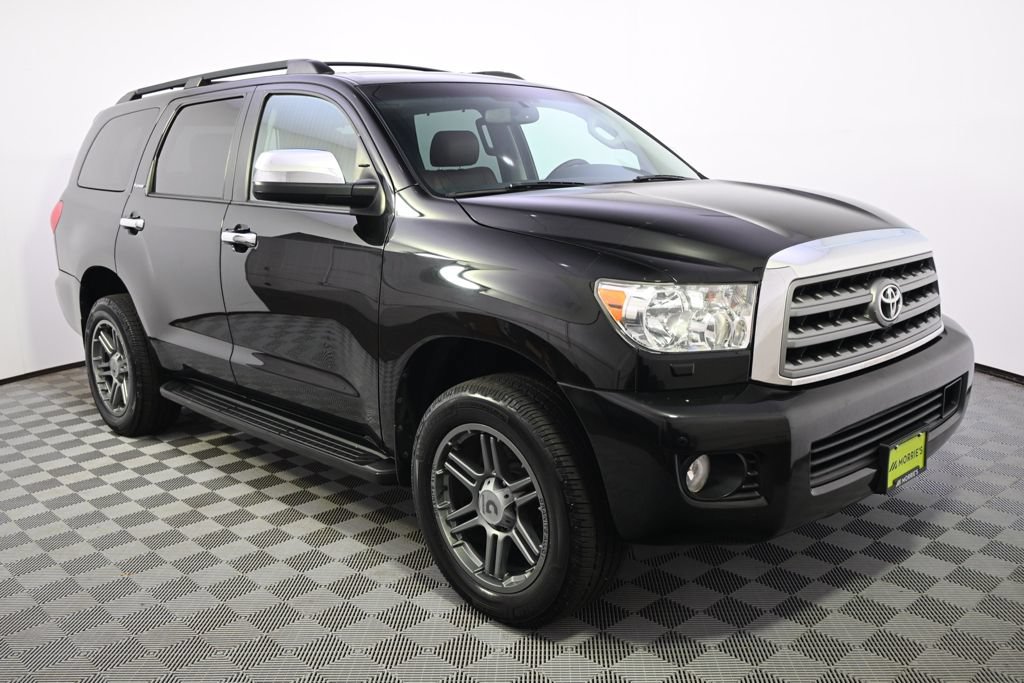 Used 2017 Toyota Sequoia Platinum AWD/4WD image 5