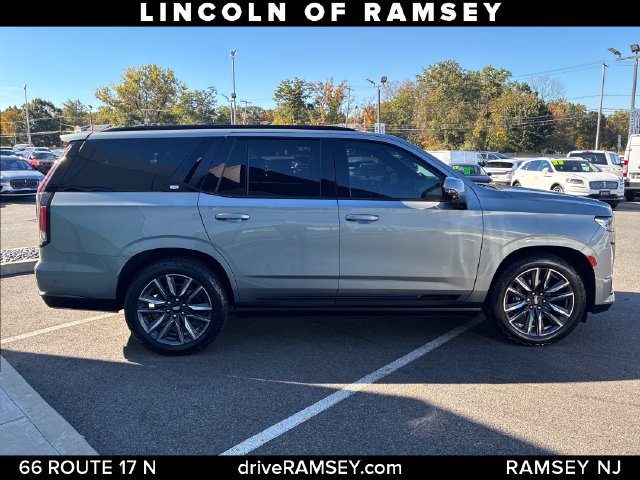 Used 2023 Cadillac Escalade Sport AWD/4WD image 8