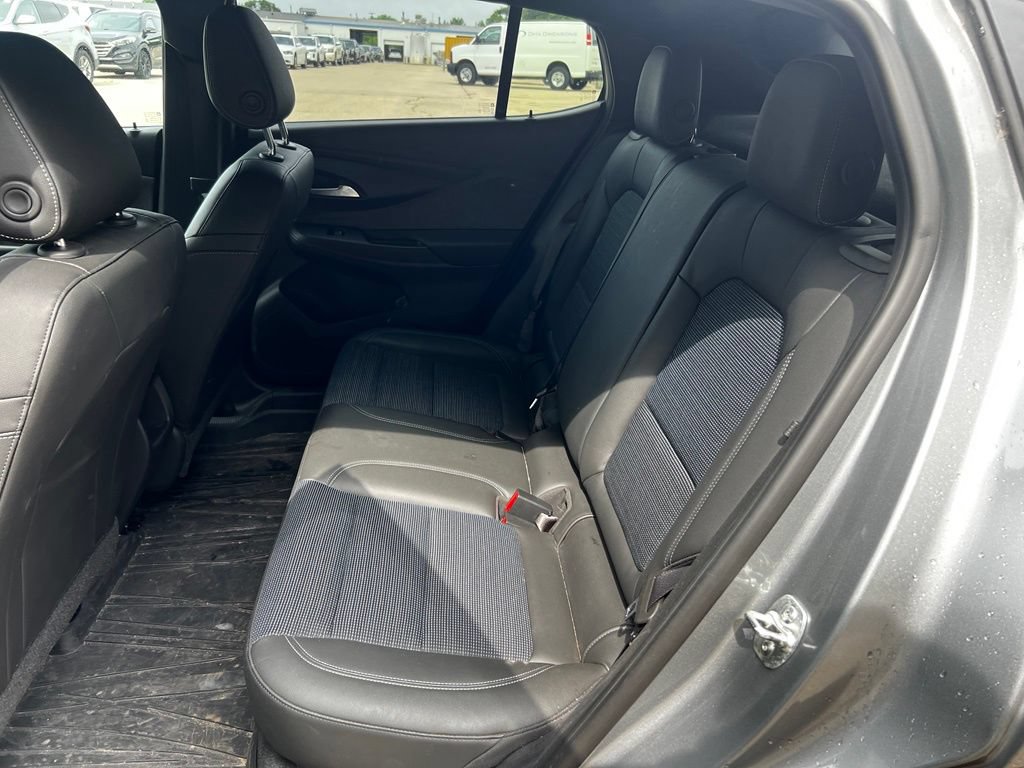 Used 2025 Buick Envista Preferred w/ Convenience I Package FWD image 31