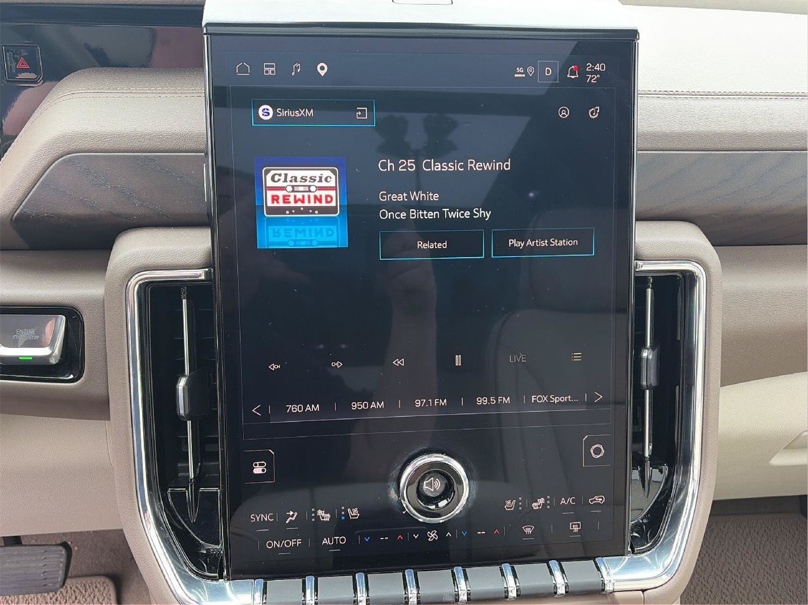 Certified 2026 GMC Yukon Denali w/ Sun & Power Step Package AWD/4WD image 31