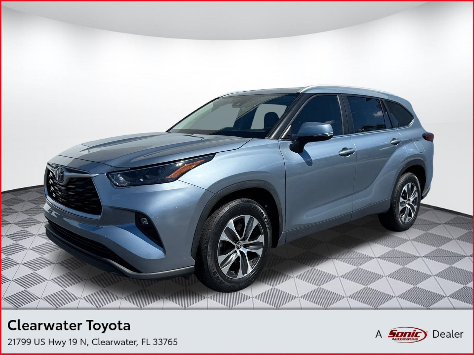 Used 2023 Toyota Highlander XLE