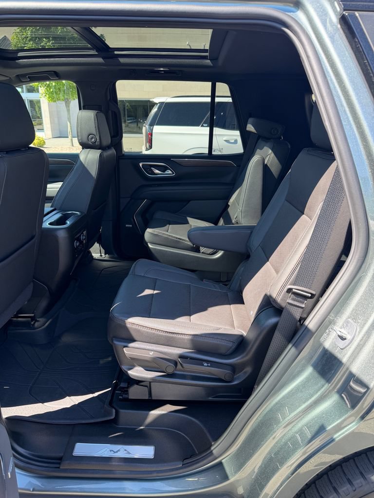 Used 2023 Chevrolet Tahoe High Country AWD/4WD image 7