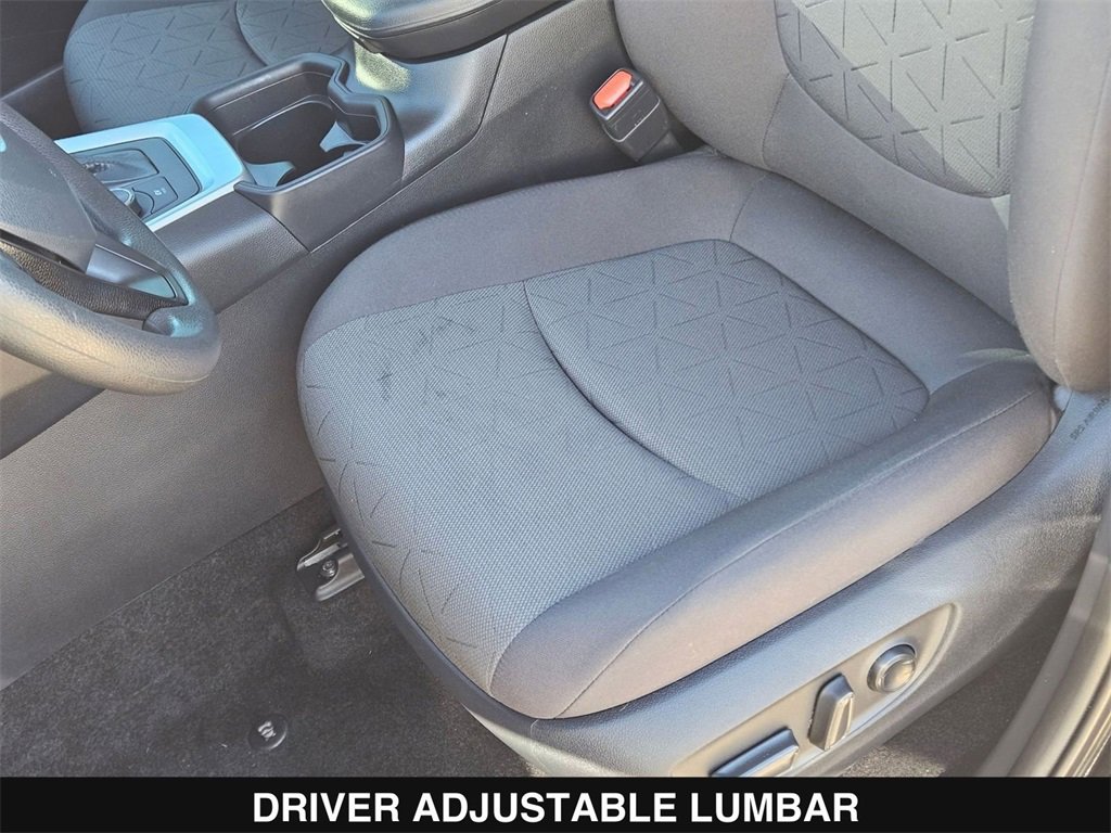 Used 2021 Toyota RAV4 XLE w/ Convenience Package image 16