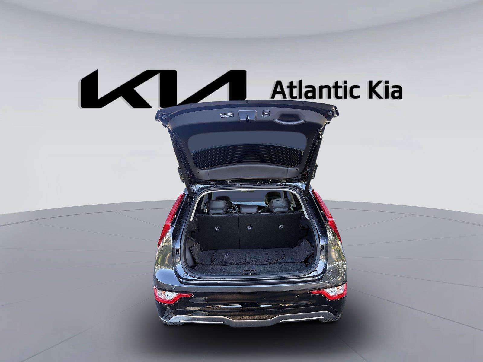 Certified 2025 Kia Niro Wind w/ Wind Preserve Package FWD image 8