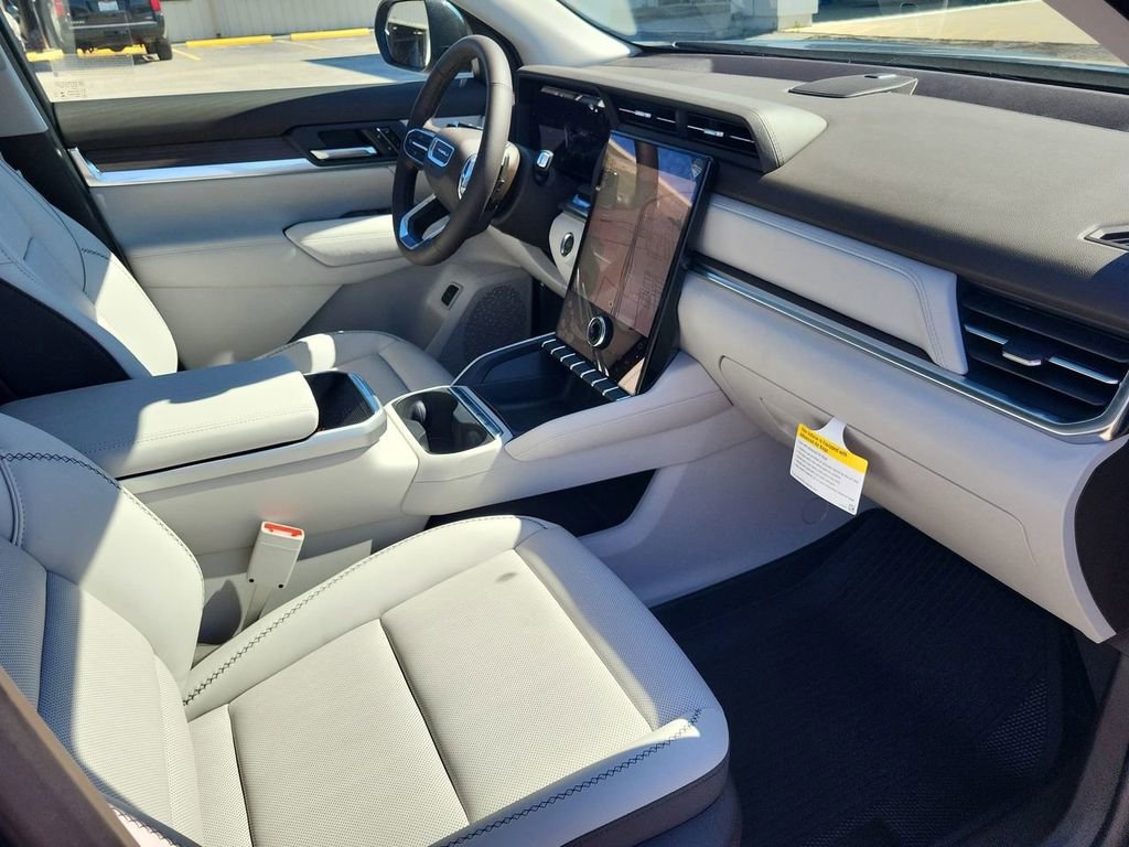 New 2026 GMC Terrain Denali w/ LPO, Black Badging Package image 26