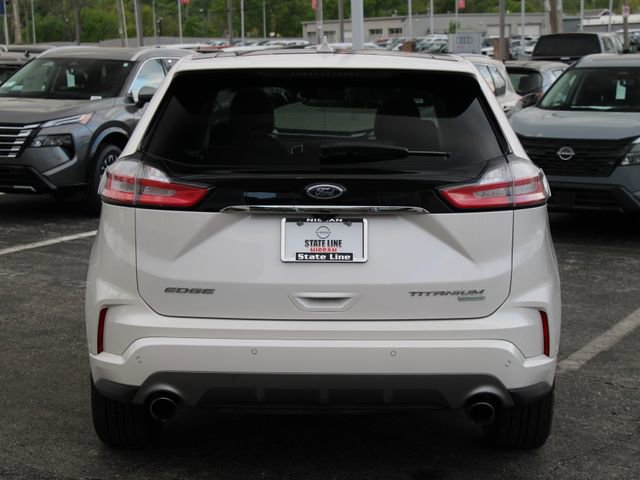 Used 2019 Ford Edge Titanium w/ Equipment Group 301A FWD image 8
