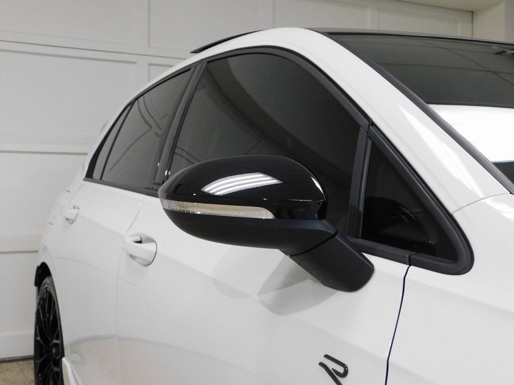 Used 2025 Volkswagen Golf R image 10