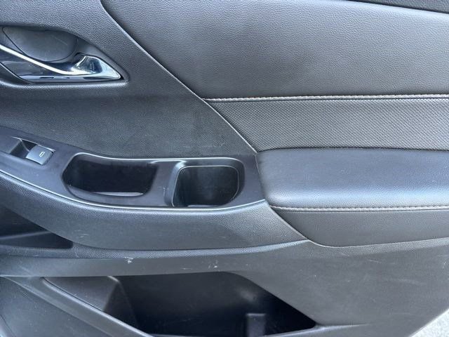 Used 2020 Chevrolet Traverse Premier image 38