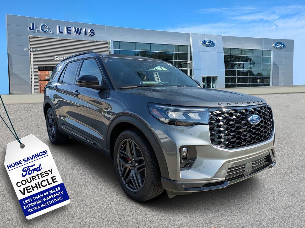 New 2026 Ford Explorer ST-Line w/ ST-Line Street Pack